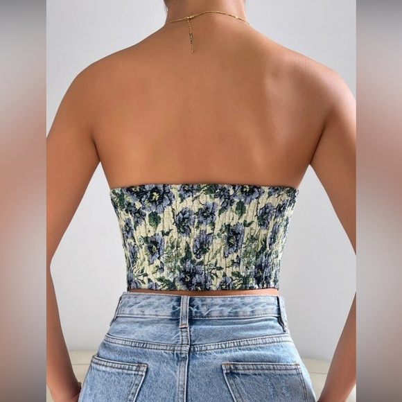 SHEIN Floral Print Crisscross Hanky Hem Bustier Tube Top - Picture 2 of 7